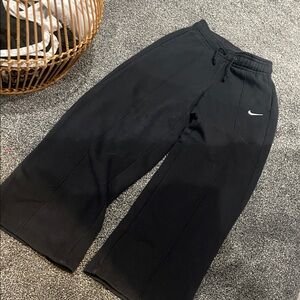 Nike Black Wide-Leg Sweatpants